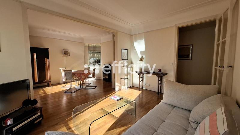 Appartement - 77 m² - 4 pièces