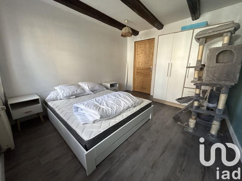 Maison - 235 m² - 9 pièces