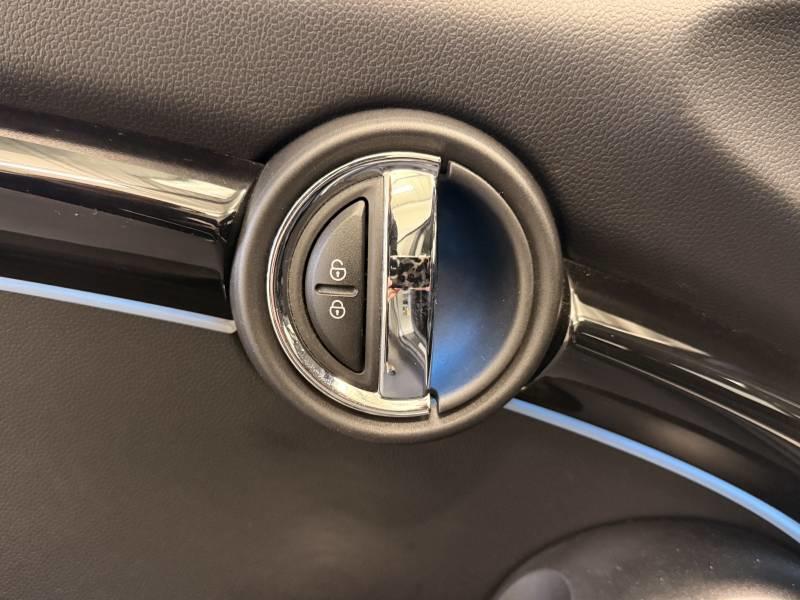 Mini Mini Hatch 3 Portes Cooper se 184 ch Essential