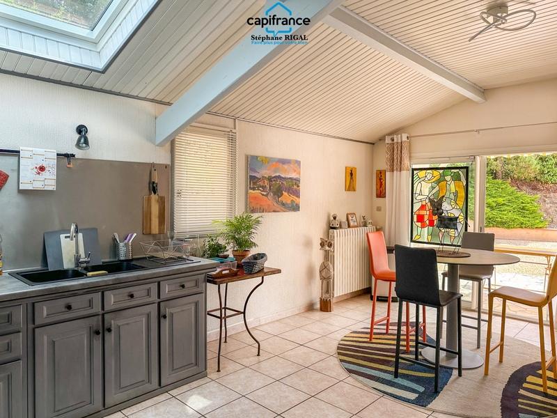 Propriété - 170 m² - 6 pièces