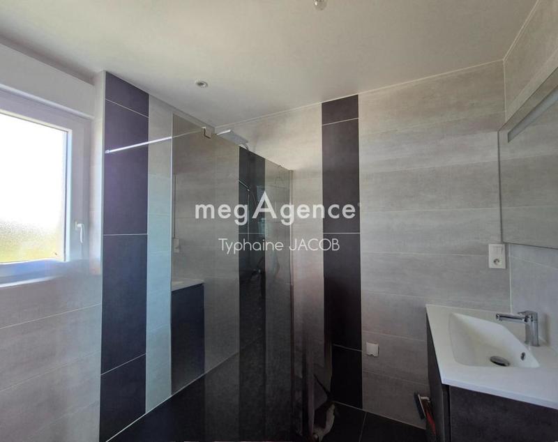 Maison - 121 m² - 5 pièces