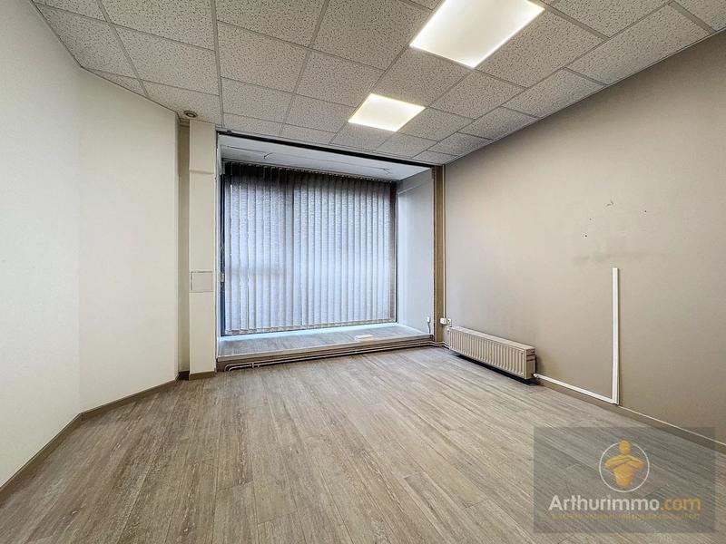 Bureau - 331 m² - 9 pièces