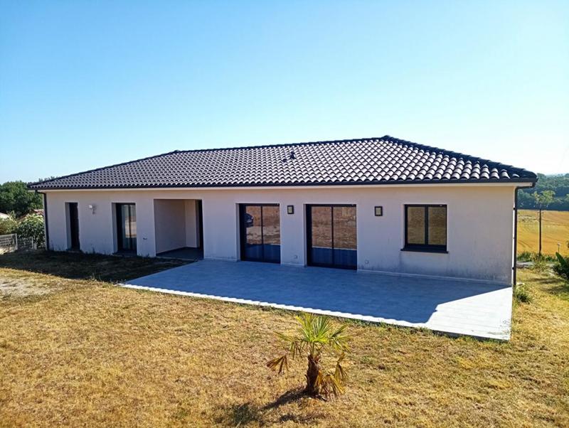 Maison - 195 m² - 6 pièces