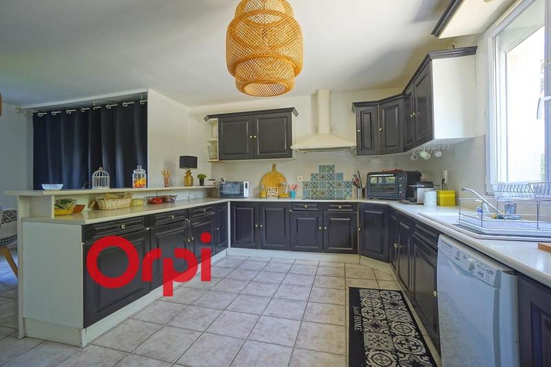 Maison - 185 m² - 5 pièces