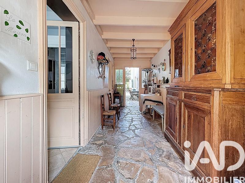 Maison - 244 m² - 13 pièces