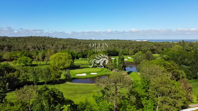 Villa - 250 m² - 5 pièces