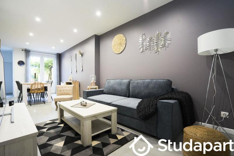 Chambre - 14 m² - 1 pièce