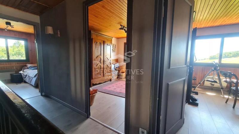 Maison - 144 m² - 6 pièces