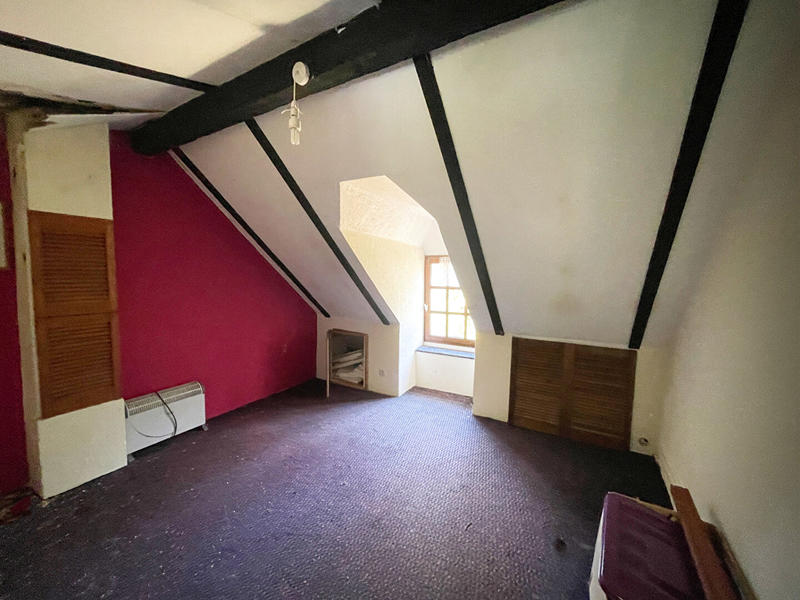 Maison - 130 m² - 9 pièces