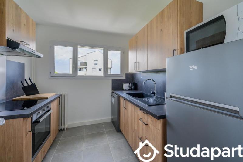 Chambre - 11 m² - 1 pièce