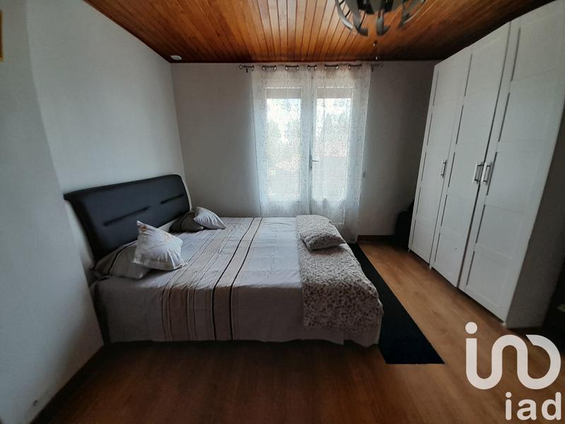 Maison - 202 m² - 7 pièces