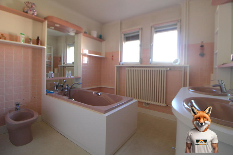 Maison - 207 m² - 9 pièces