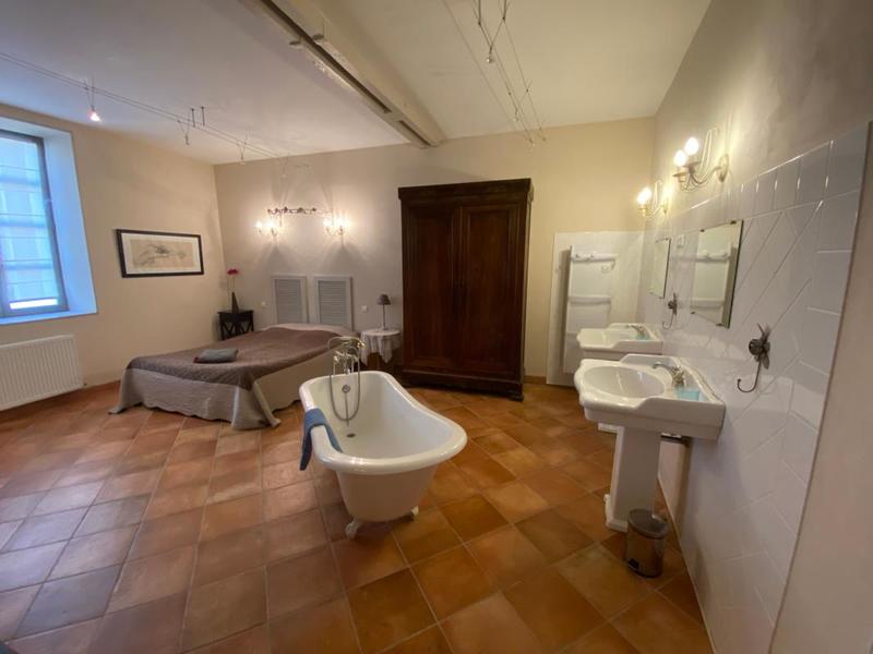 Maison de ville - 334 m² - 7 pièces