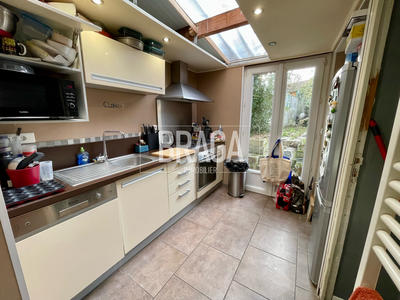 Maison - 90 m² - 5 pièces