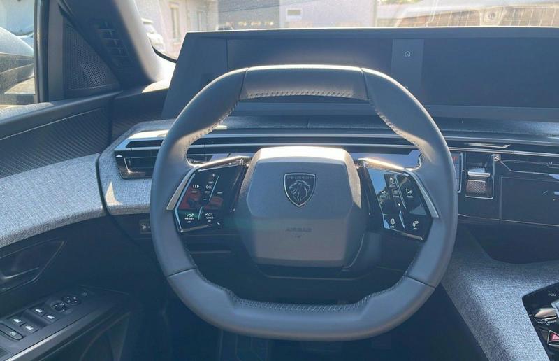 Peugeot 3008 Hybrid 145 e-Dcs6 Allure