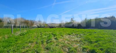 Terrain - 700 m²