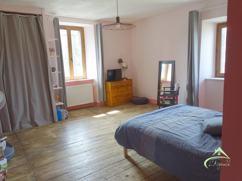 Maison ancienne - 241 m² - 7 pièces