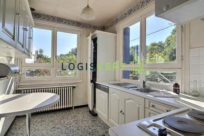 Maison - 130 m² - 9 pièces