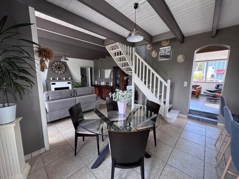 Maison - 92 m² - 4 pièces