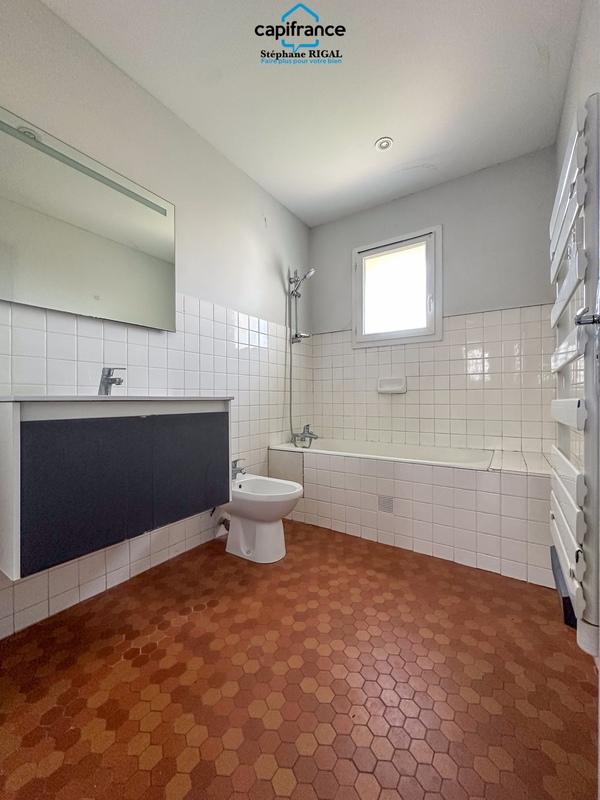 Maison - 145 m² - 8 pièces