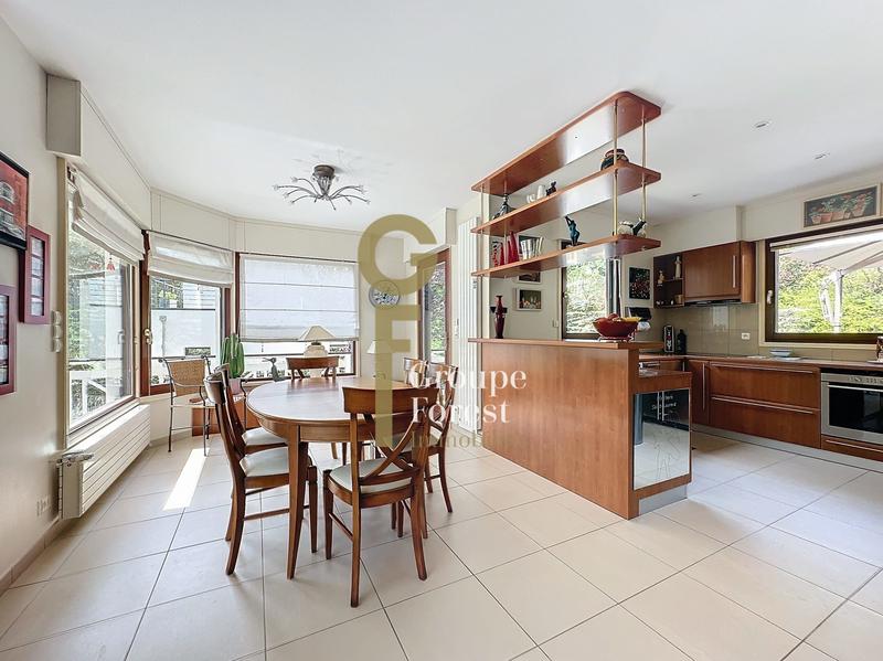 Maison - 167 m² - 6 pièces