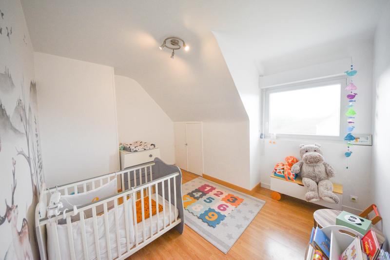 Maison - 175 m² - 9 pièces