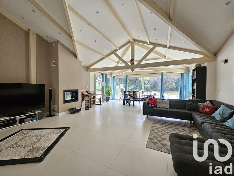 Maison - 185 m² - 6 pièces