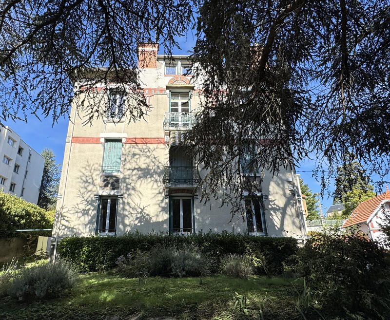 Appartement - 92 m² - 3 pièces