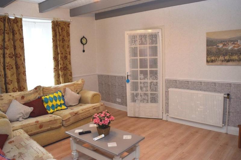 Maison - 168 m² - 8 pièces