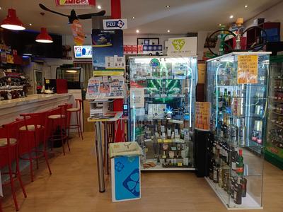 Local commercial - 245 m² - 10 pièces