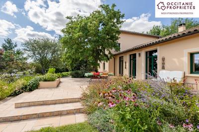 Demeure - 304 m² - 10 pièces