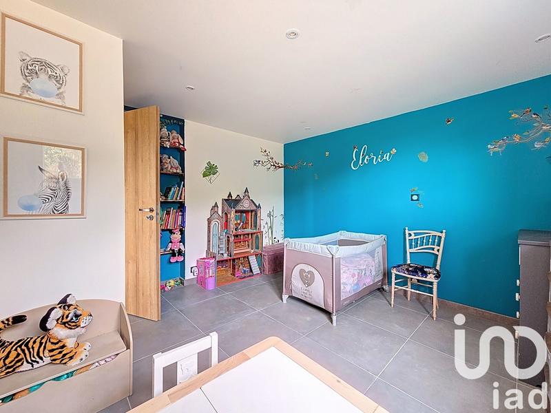 Maison - 168 m² - 8 pièces