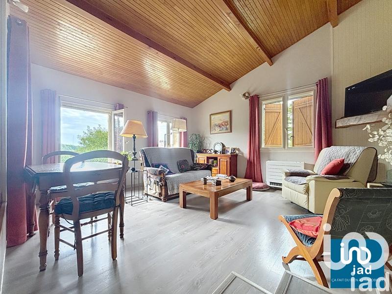 Maison de maîtres - 123 m² - 8 pièces