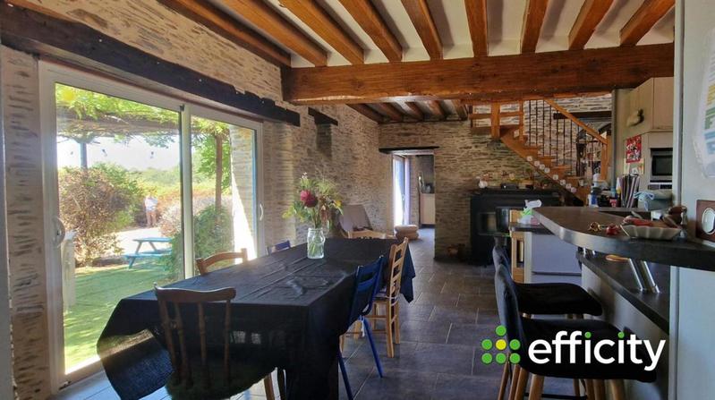 Maison - 160 m² - 7 pièces