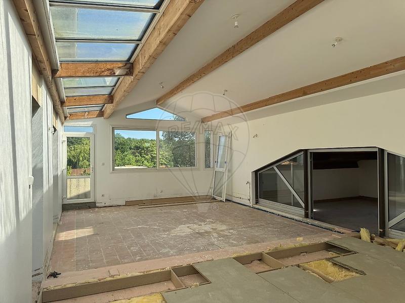 Appartement - 111 m² - 4 pièces