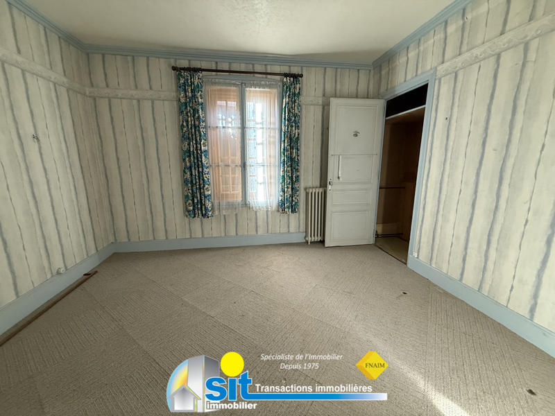 Maison - 186 m² - 7 pièces