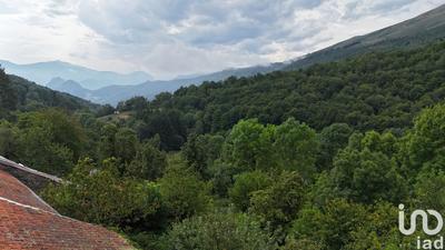 Maison - 180 m² - 10 pièces