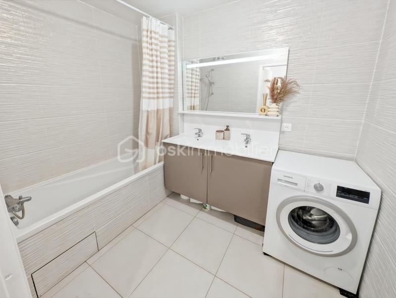 Appartement - 64 m² - 3 pièces