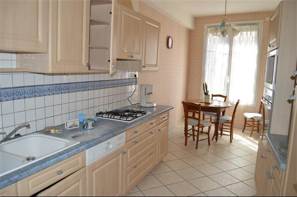 Maison - 144 m² - 7 pièces