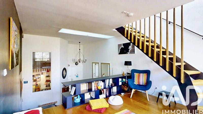 Loft - 138 m² - 6 pièces