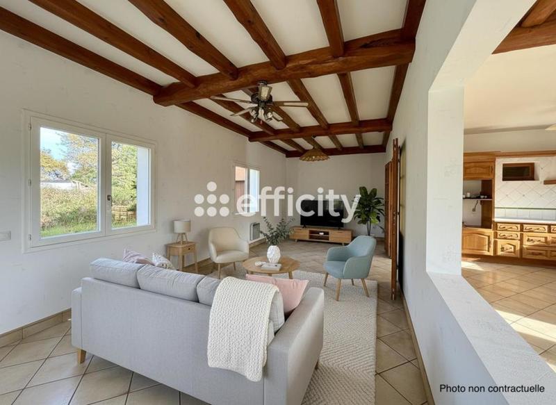 Maison - 180 m² - 8 pièces