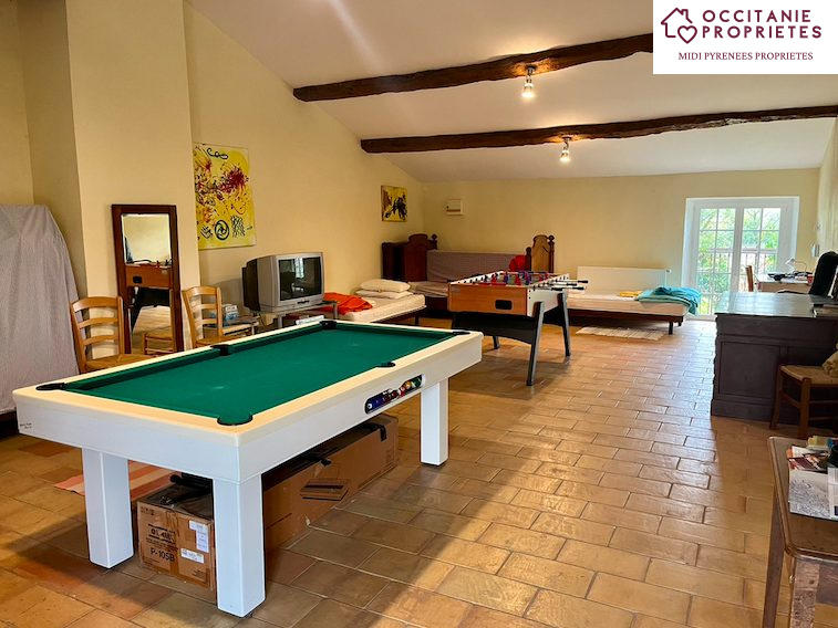 Corps de ferme - 412 m² - 10 pièces