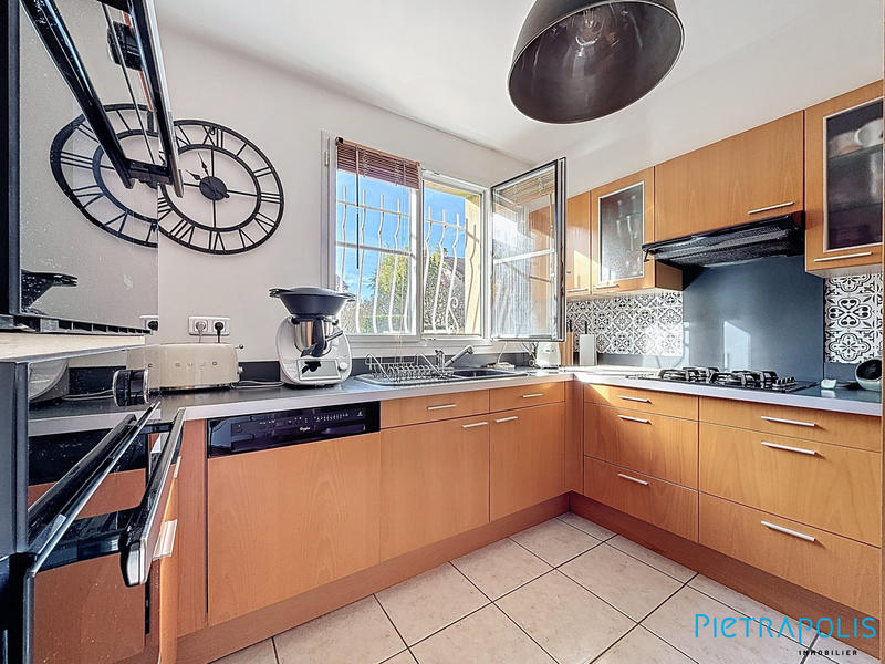 Maison - 138 m² - 4 pièces