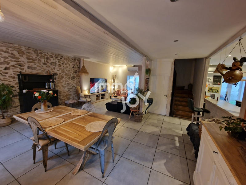 Maison - 134 m² - 5 pièces