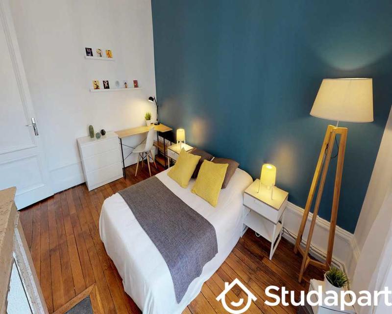 Chambre - 80 m² - 1 pièce