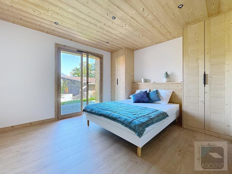 Châlet - 225 m² - 8 pièces