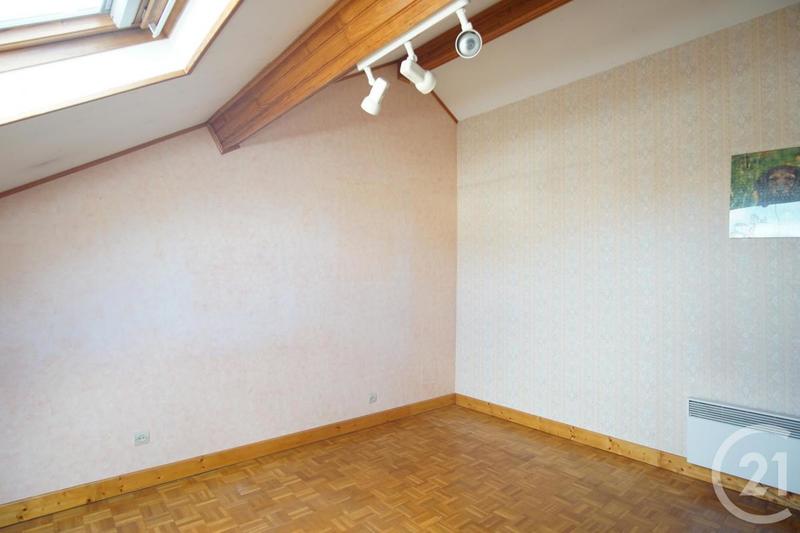 Pavillon - 150 m² - 7 pièces