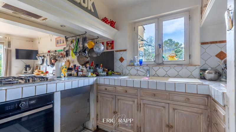 Maison - 133 m² - 6 pièces