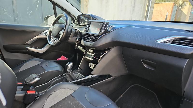 Peugeot 2008 1.5 BlueHDi 100 Allure