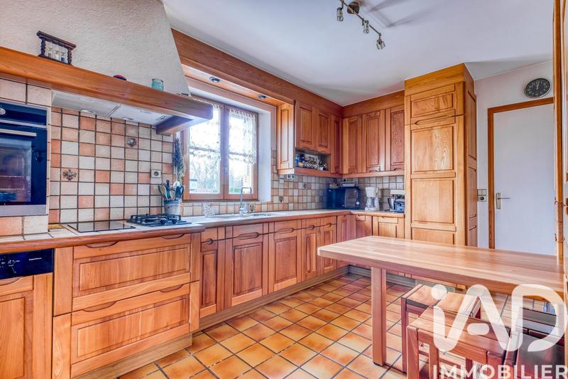 Maison - 142 m² - 7 pièces